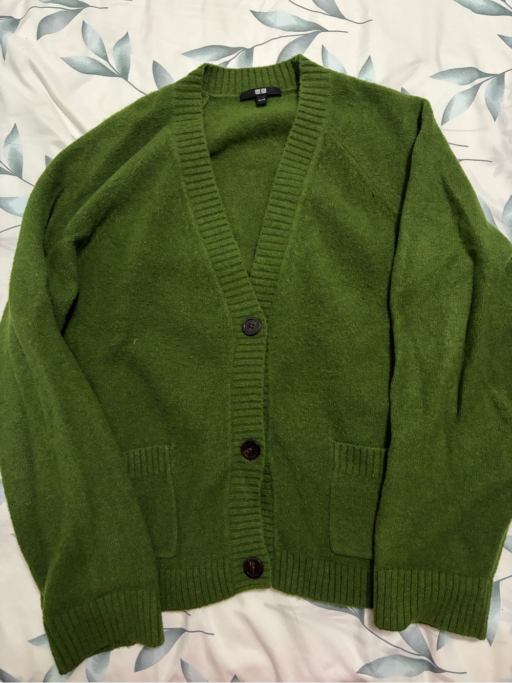 Uniqlo Green V-Neck Button Cardigan